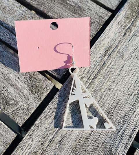 Treenighet i vit, 3D-printade örhängen (bild 2)